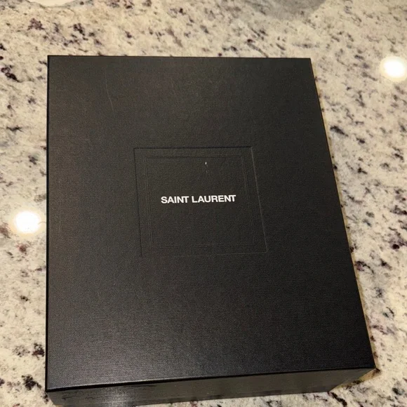 Authentic Saint Laurent Glossy Black Heels - Picture 4 of 4